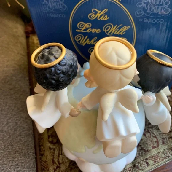 PRECIOUS MOMENTS 1998 Limited Edition "His love will love will uphold the world" - Picture 8 of 11